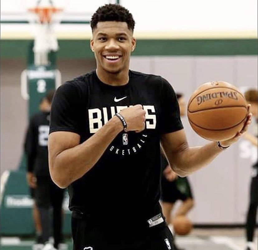 更彰显了团 更彰显了团