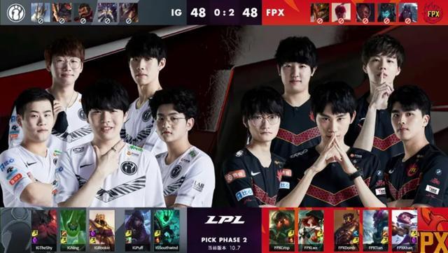 球到了侧翼 球到了侧翼